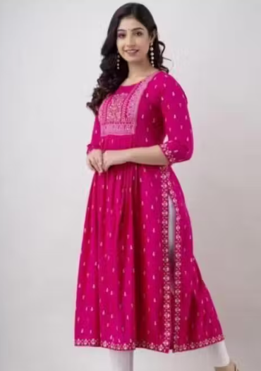 Women Printed Georgette Straight Kurti
