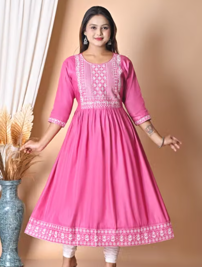 Women Checked Polyester Straight Kurti