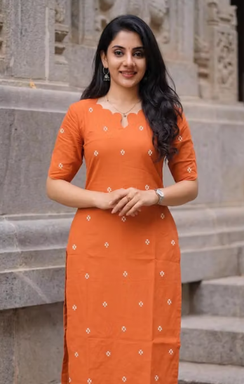 Women Plain Chiffon Straight Kurti