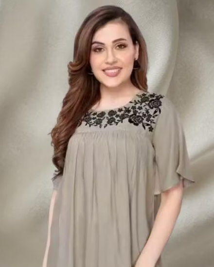 Women's Solid Top