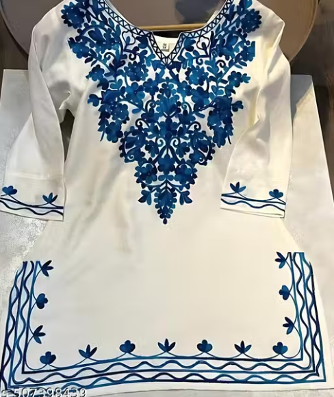 Women's Self Design Boat Neck Kurti