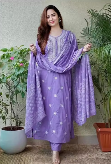 Women's Neat Kurta Set