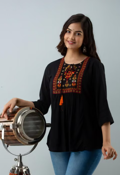 Women's Checked Asymmetric Kurti