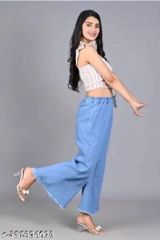 Women's Simple Cut Jeans