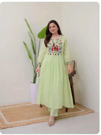 Women's Light Kurta Set